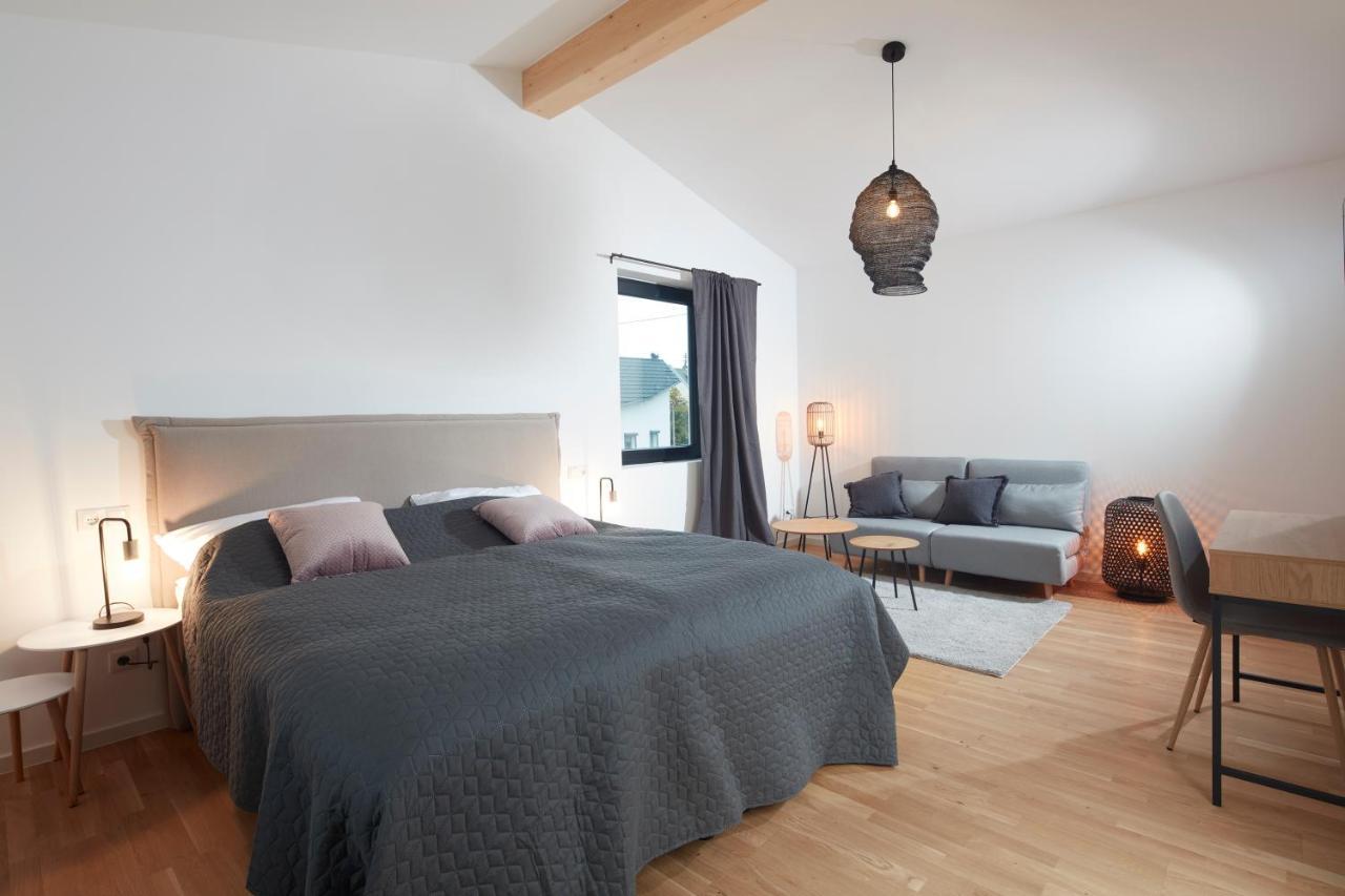 Villa 48 Mayen